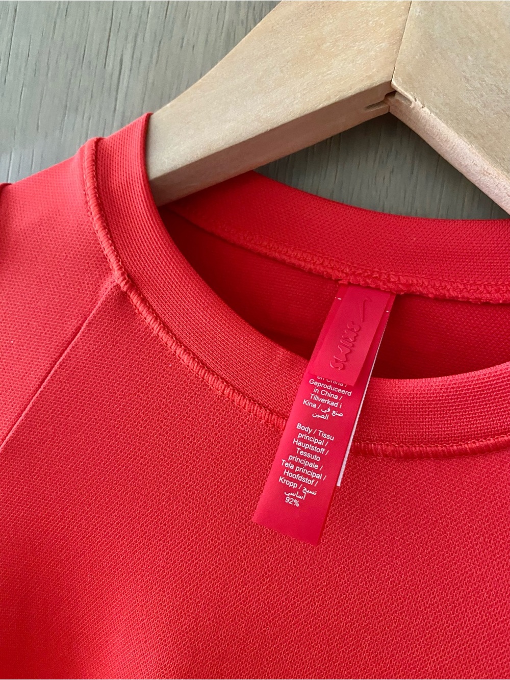 Nike Skims airy baby tee ruby red - Picture 4 of 8